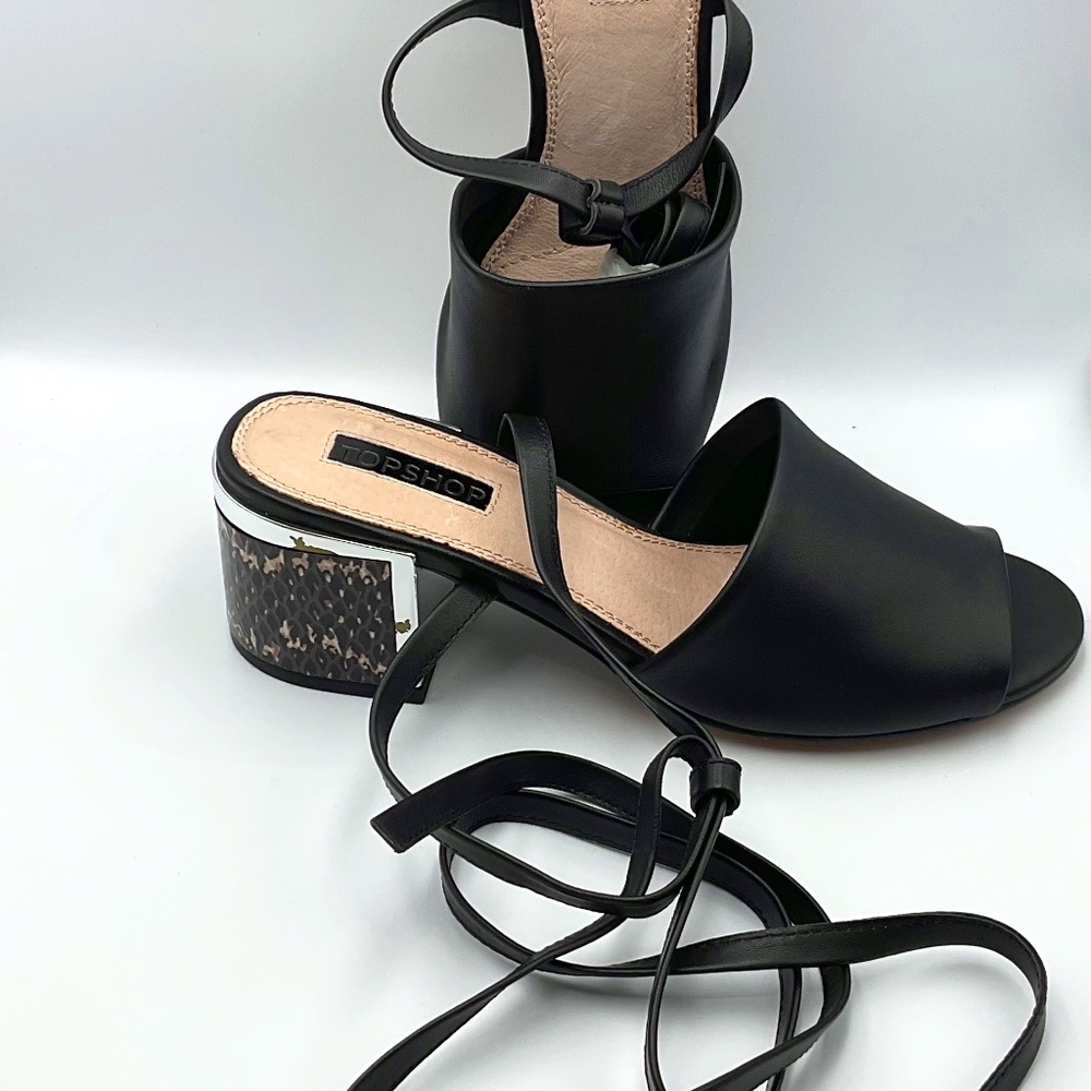 NWT Topshop Women’s Black Sandals/Long, Tie Up/Lace Up Strap/Animal Print